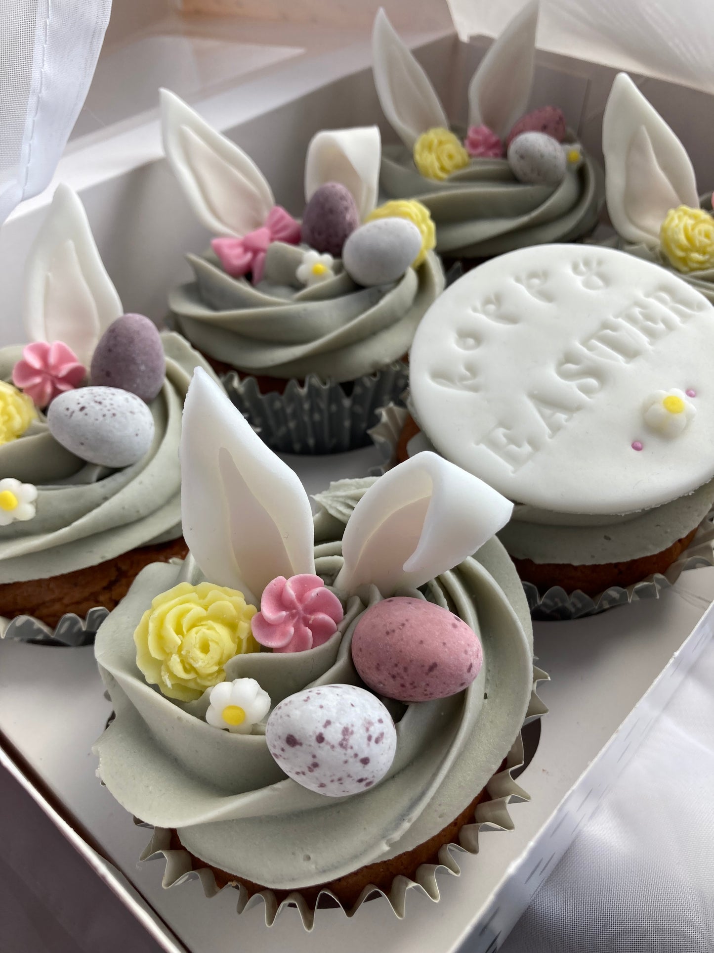Bespoke Cupcakes - Box of 12