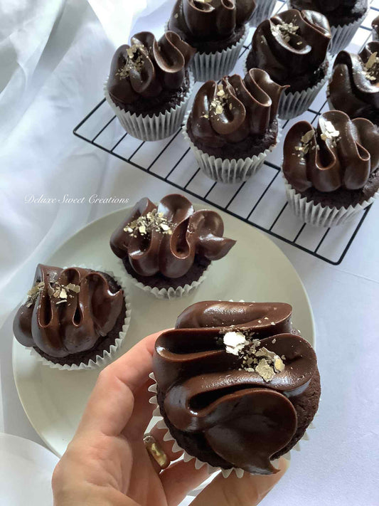 Deluxe Cupcakes - Box of 12